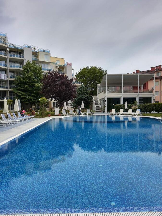 Oazis Sea View Apartment Ravda Kültér fotó